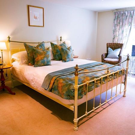 Plough Inn Lupton Extérieur photo