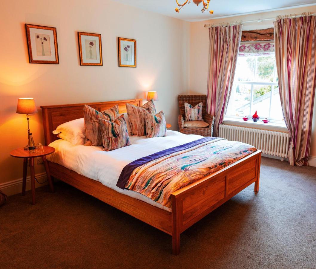 Plough Inn Lupton Extérieur photo