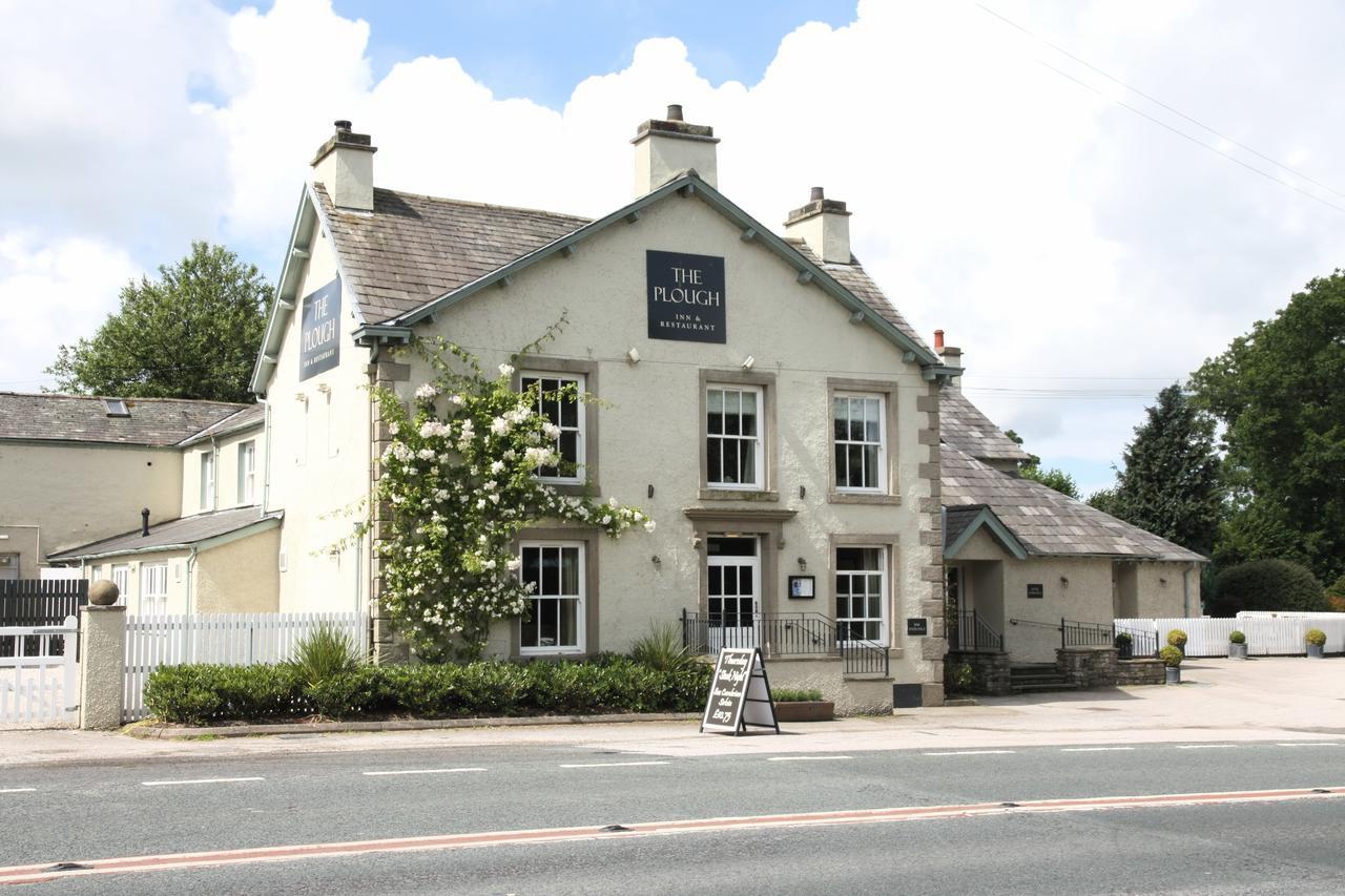 Plough Inn Lupton Extérieur photo